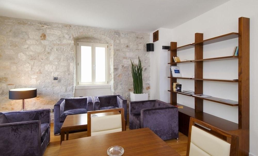 Hotell Vestibul Palace & - Small Luxury Of The World 4*